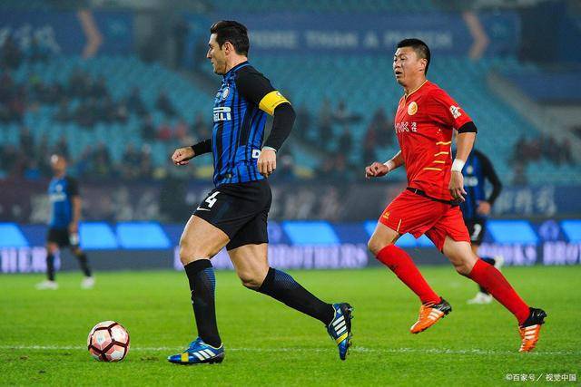 英超-小克鲁伊维特点射 曼联主场0-3伯恩茅斯